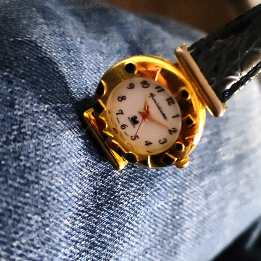 Vintage Gloria Vanderbilt watch - Picture 7 of 7